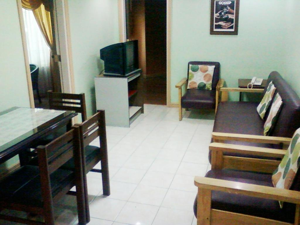 Oyo 765 Ibay Zion Hotel Baguio City Room photo