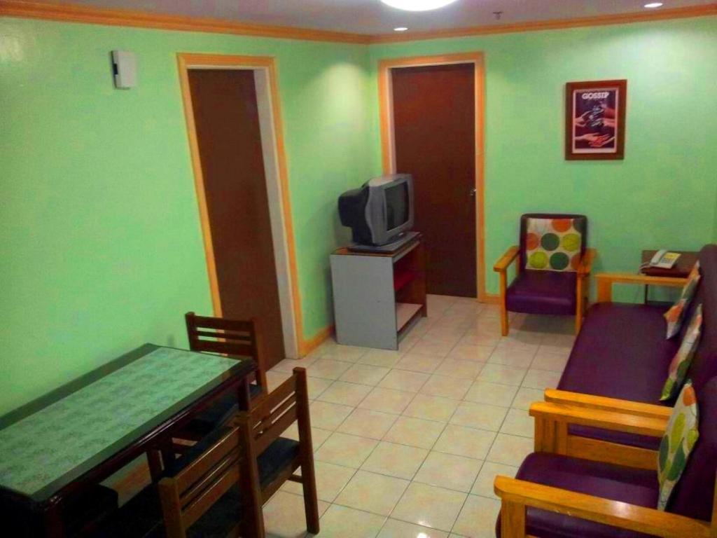 Oyo 765 Ibay Zion Hotel Baguio City Room photo
